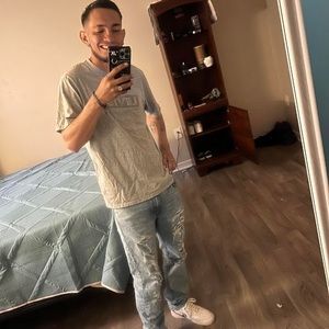 Meet your Posher, Andrés